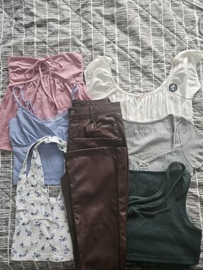 Hollister Pink Lace-Up Tube Crop Top & Mixed Color Tops Bundle
